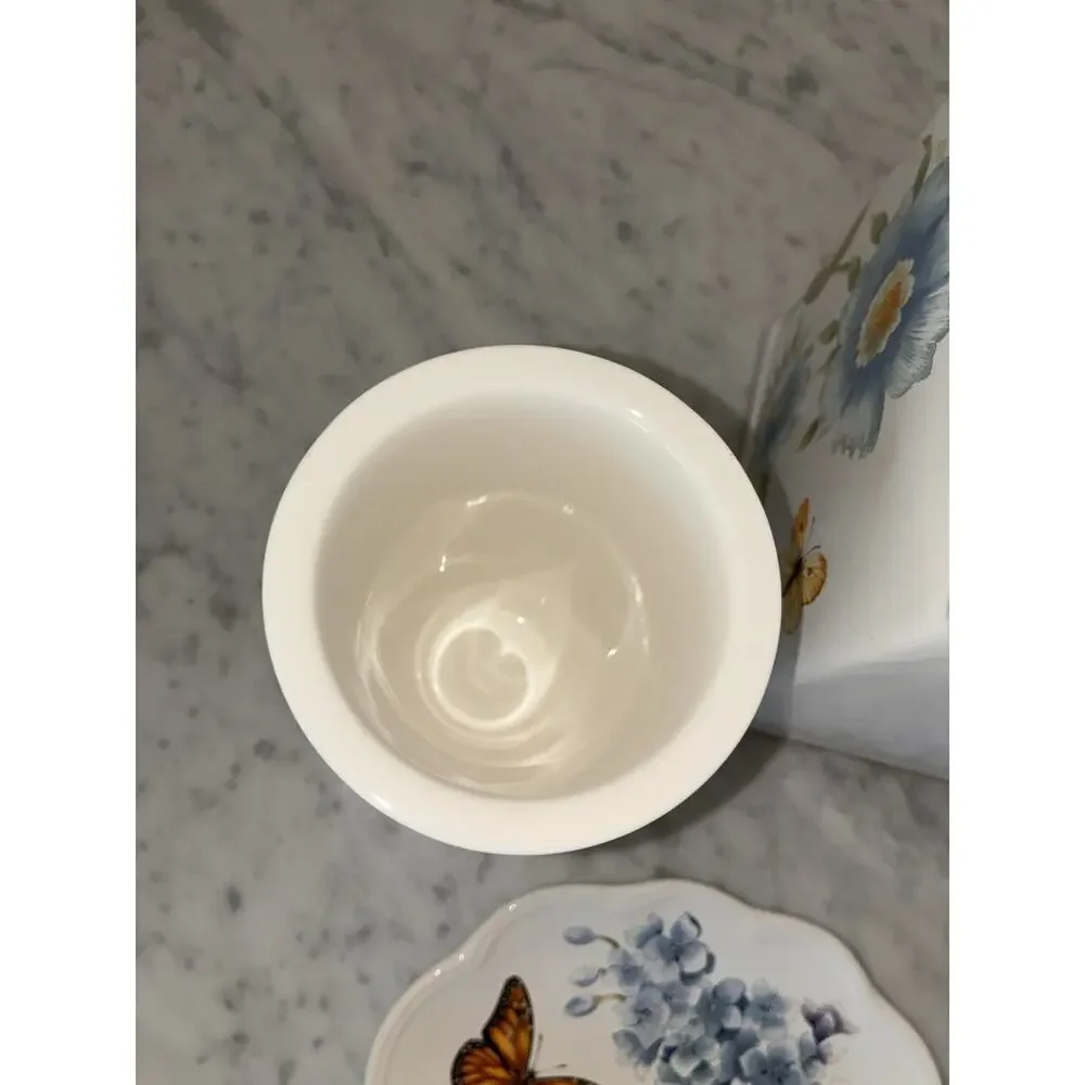 Lenox Blue floral Bathroom Set Tissue Holder Toothbrush Soap Dish Butterfly